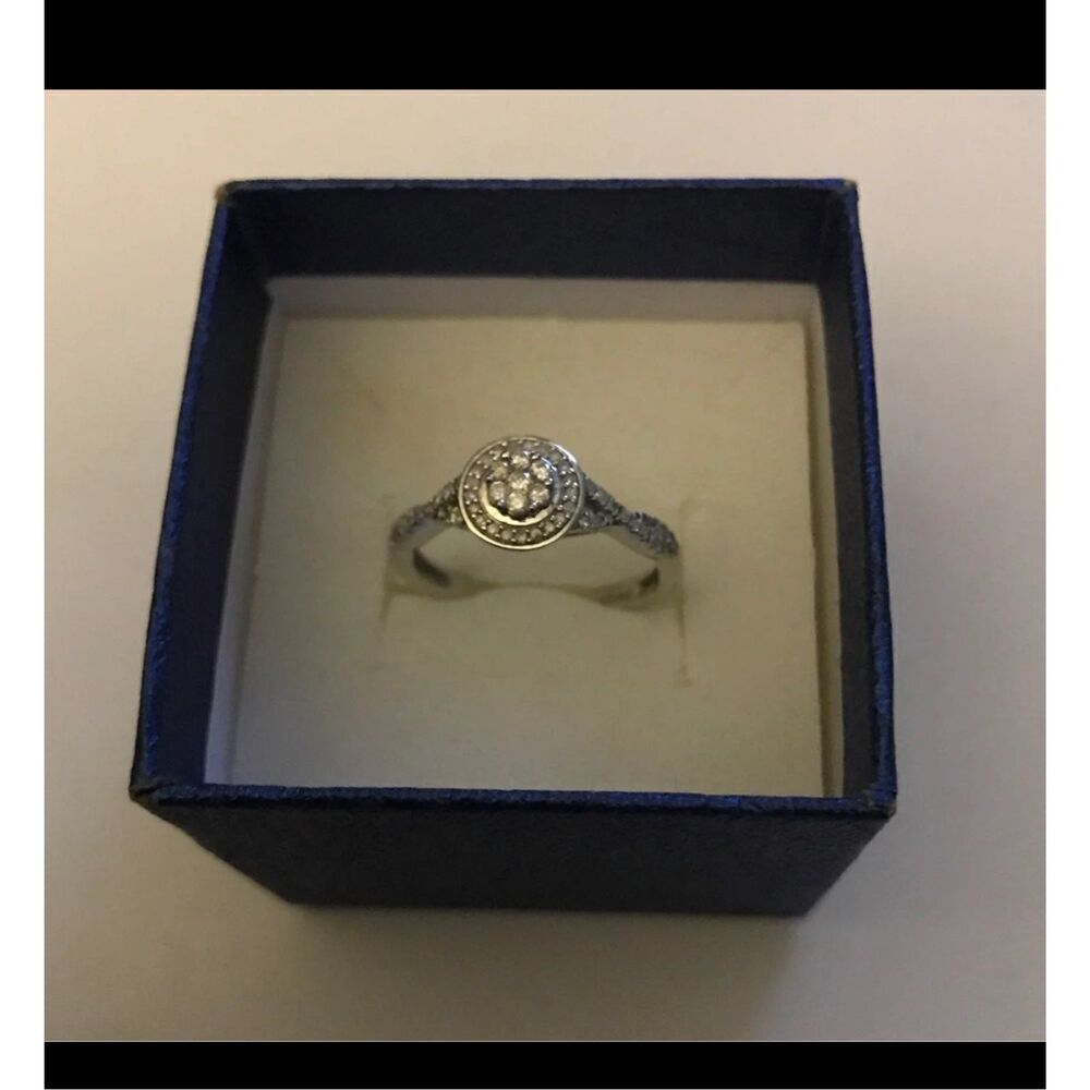 Gorgeous New 1/3 Carat Genuine Diamond Halo Design Ring Sz 8~